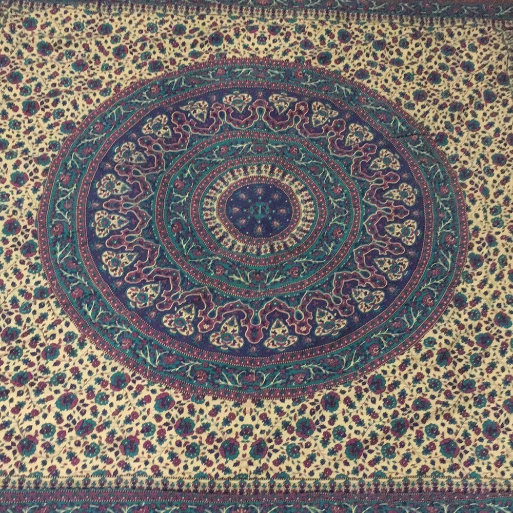 Comforter- Twin and Matching Sham